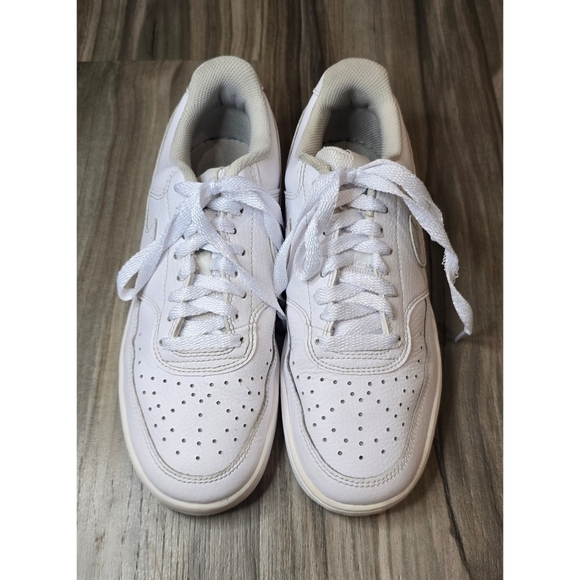 Nike Court Vision Low Sneakers – Size 8 – White - Picture 4 of 14